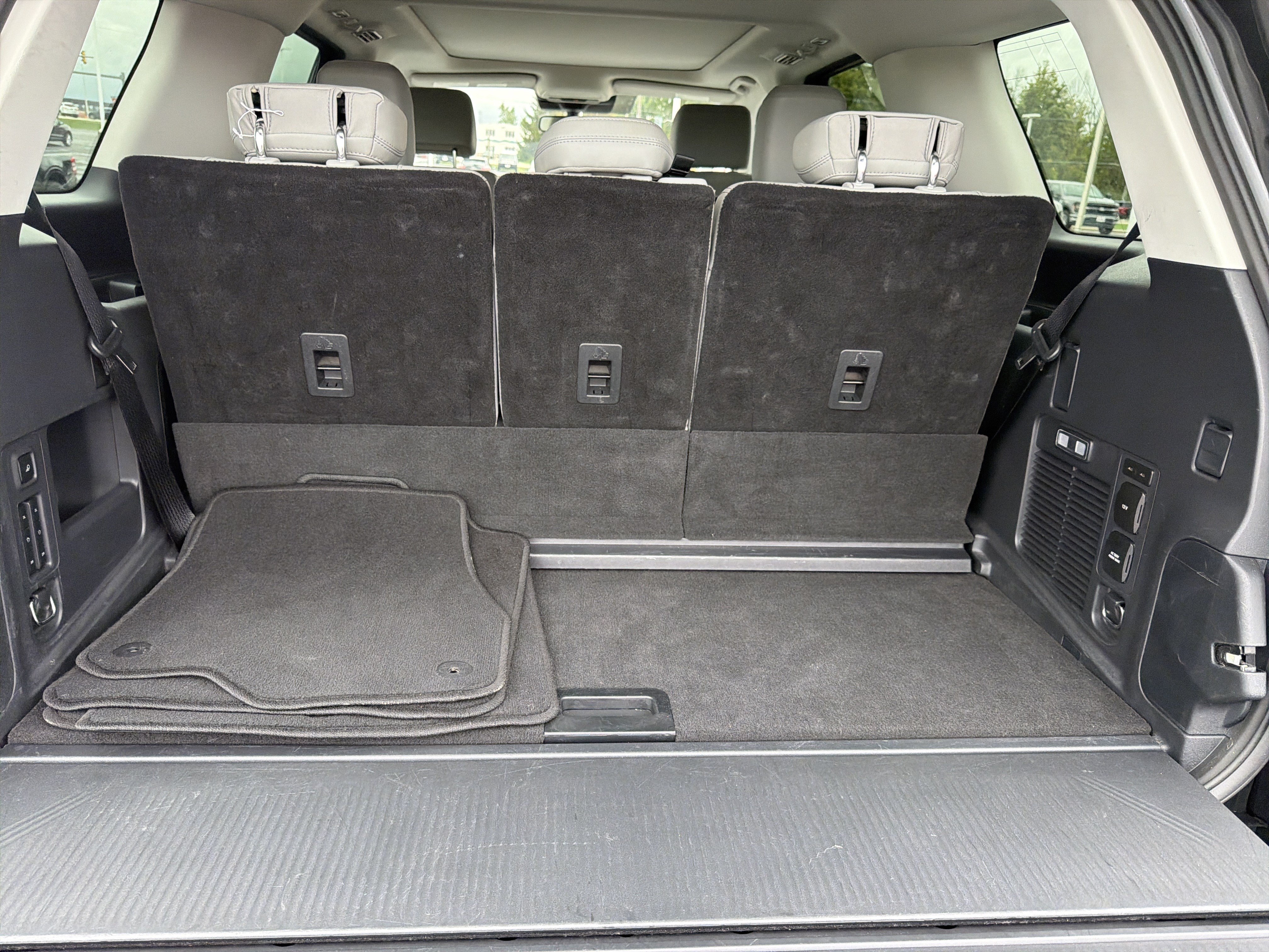 Certified 2025 Ford Expedition Active AWD/4WD image 15
