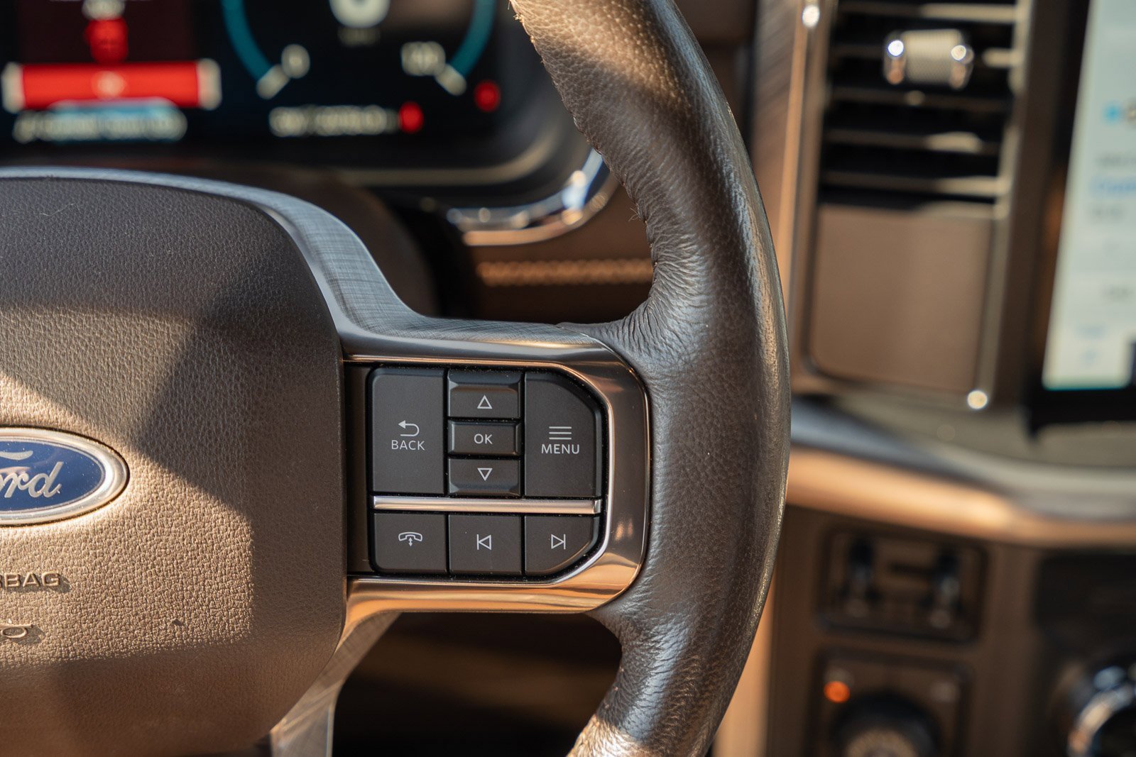 Certified 2021 Ford F150 King Ranch w/ FX4 Off-Road Package image 31