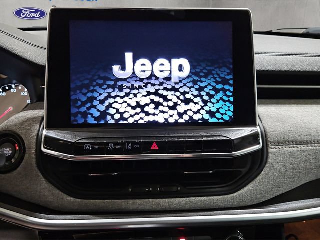 Used 2022 Jeep Compass Latitude AWD/4WD image 17