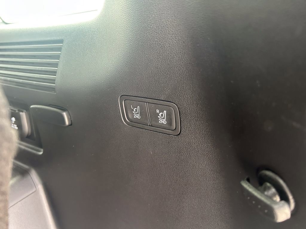 Used 2025 Hyundai Santa Fe XRT image 19