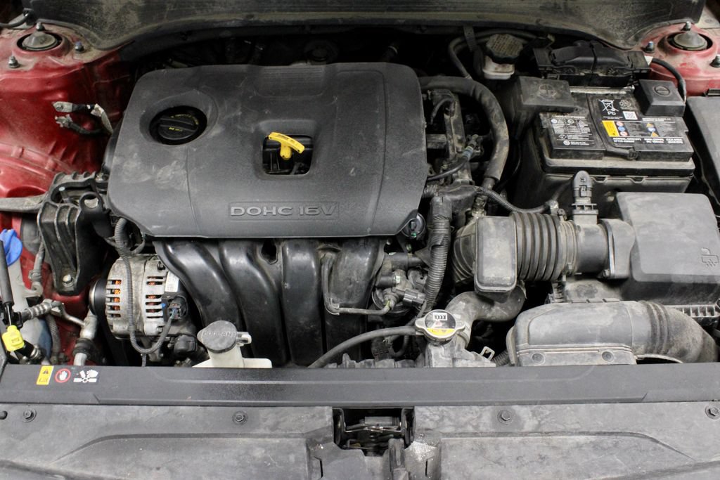 Used 2021 Kia Forte LXS FWD image 17