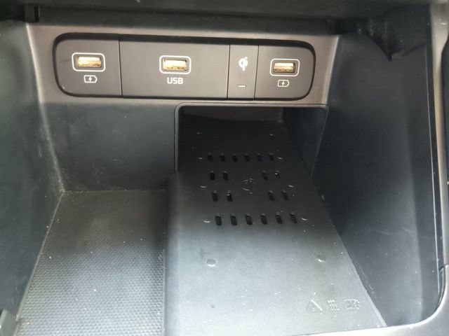 Used 2022 Kia Sorento EX w/ Panoramic Sunroof Package FWD image 27