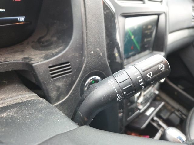 Certified 2019 Ford Explorer XLT w/ Equipment Group 202A image 38