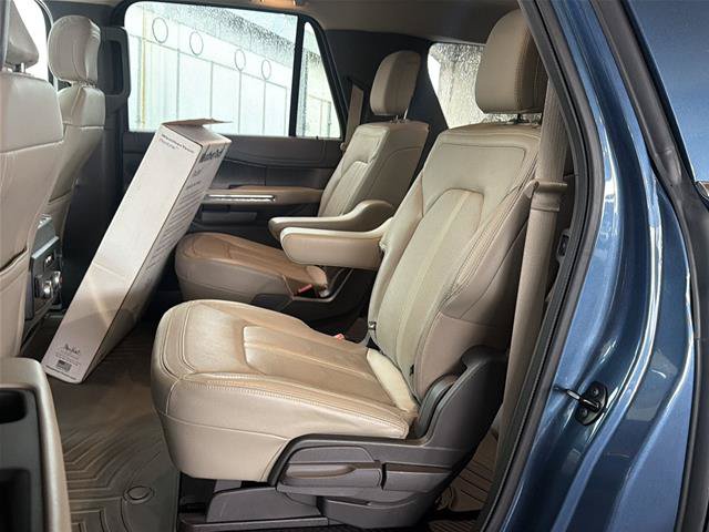 Certified 2019 Ford Expedition Max Limited w/ Equipment Group 302A AWD/4WD image 6