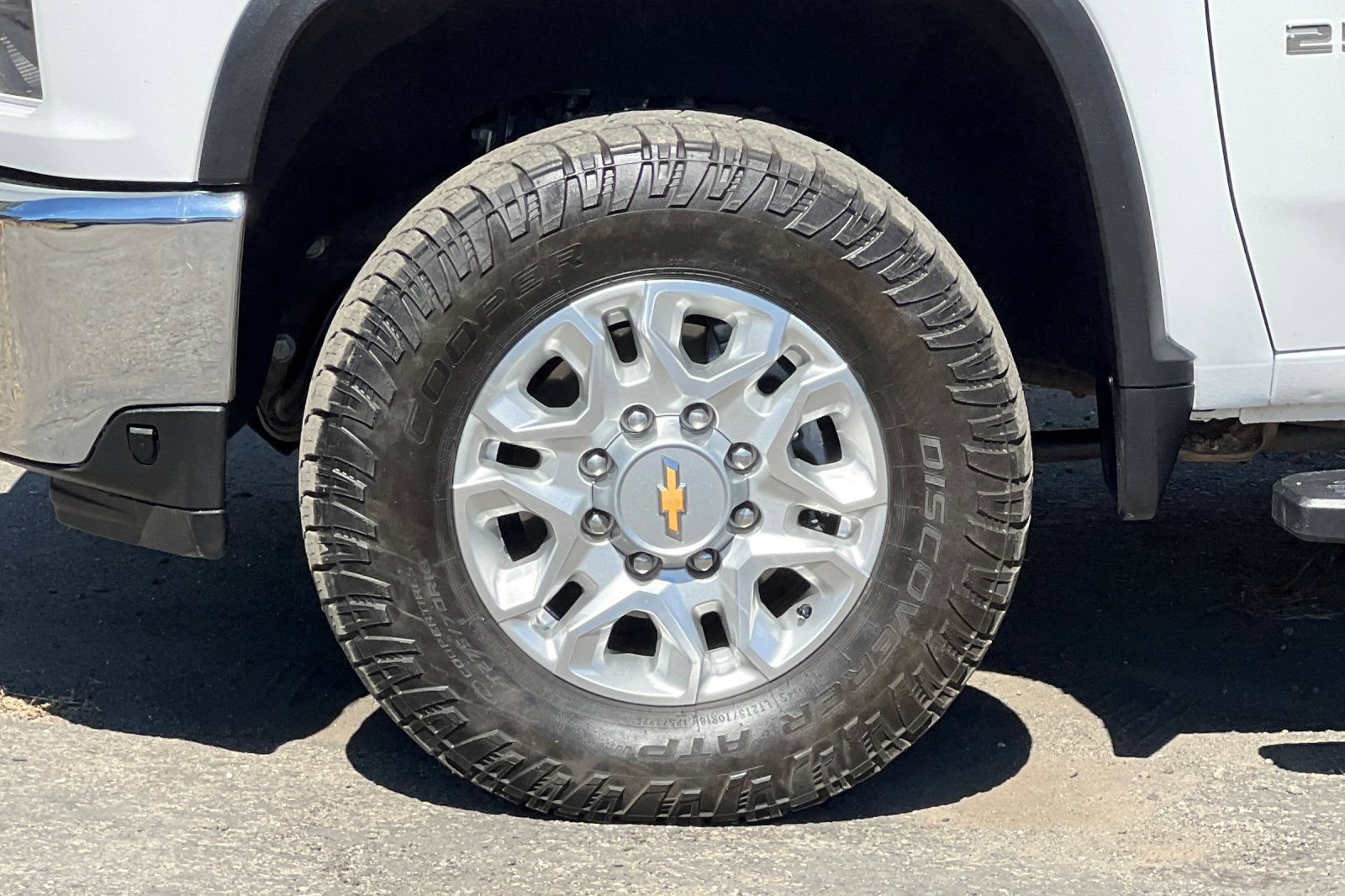 Used 2023 Chevrolet Silverado 2500 LT w/ Convenience Package AWD/4WD image 25
