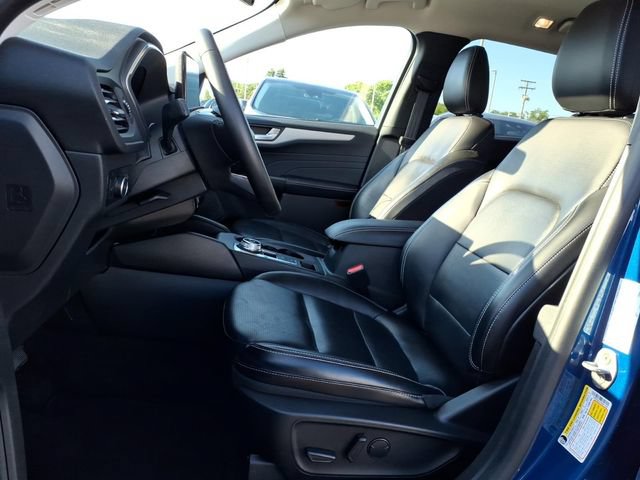 Certified 2023 Ford Escape Platinum AWD/4WD image 18