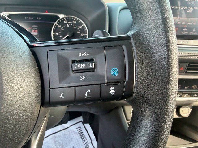 Used 2023 Nissan Rogue SV AWD/4WD image 16