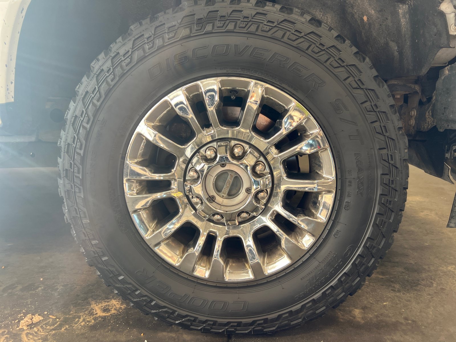 Certified 2022 Ford F350 Lariat w/ Chrome Package AWD/4WD image 33