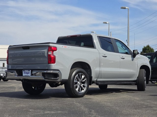 Used 2024 Chevrolet Silverado 1500 LT AWD/4WD image 15