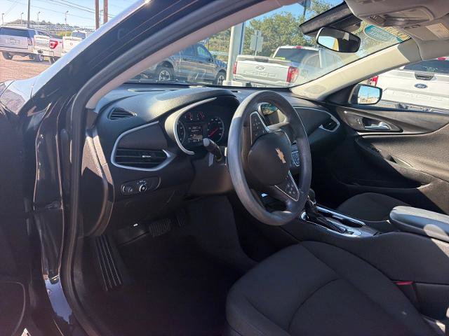 Used 2023 Chevrolet Malibu LT FWD image 12