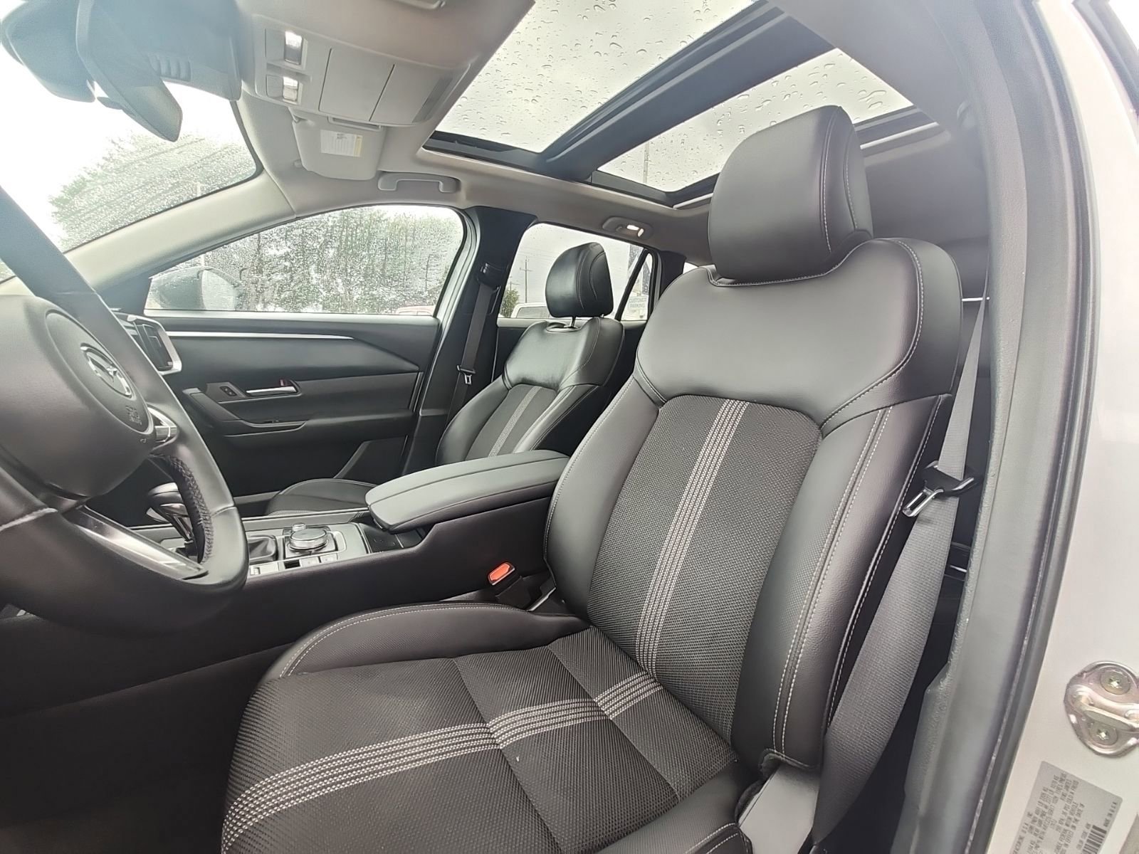 Used 2025 MAZDA CX-50 AWD 2.5 S w/ Premium Package image 7