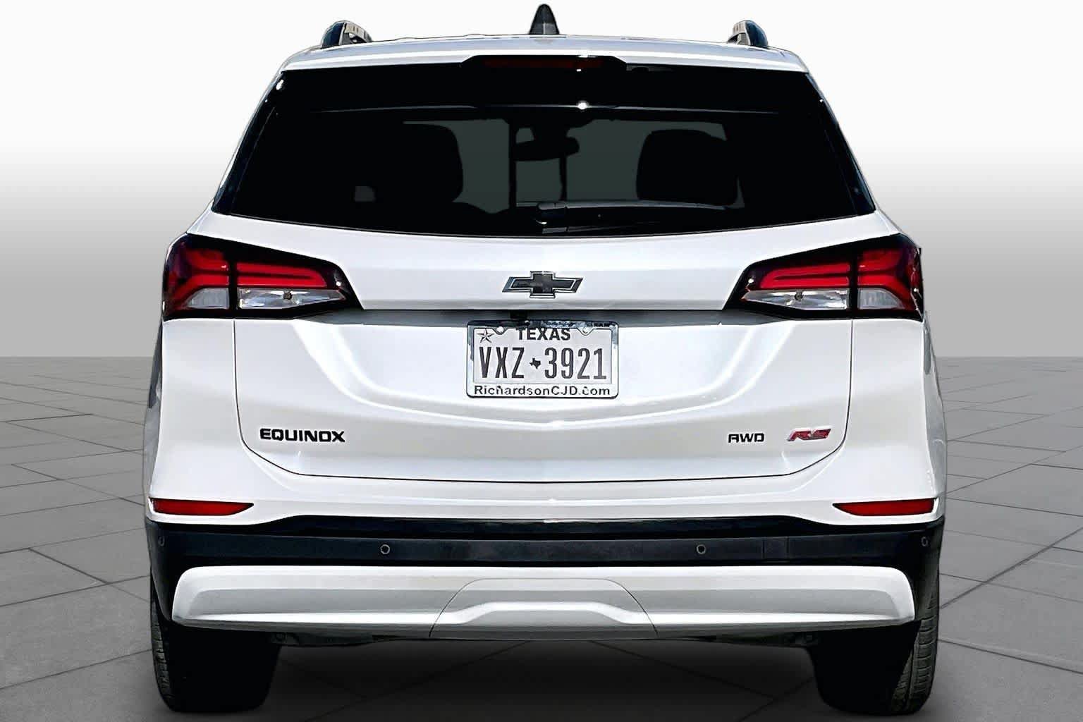 Used 2024 Chevrolet Equinox RS AWD/4WD image 5