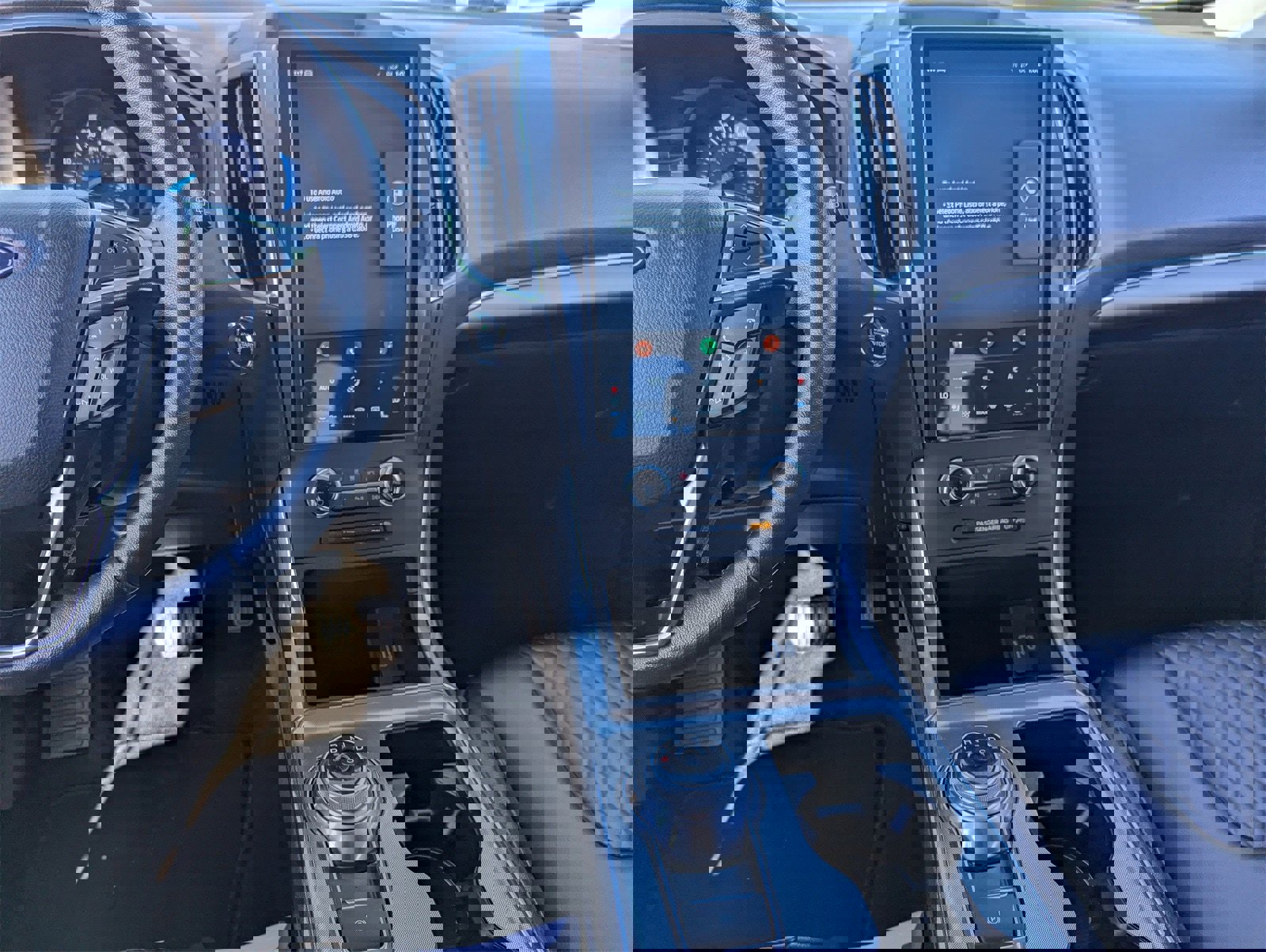 Certified 2024 Ford Edge Titanium image 18