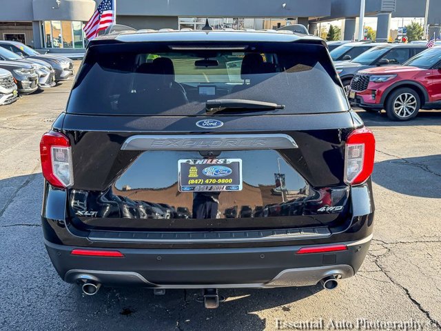 Certified 2022 Ford Explorer XLT w/ Equipment Group 202A AWD/4WD image 8