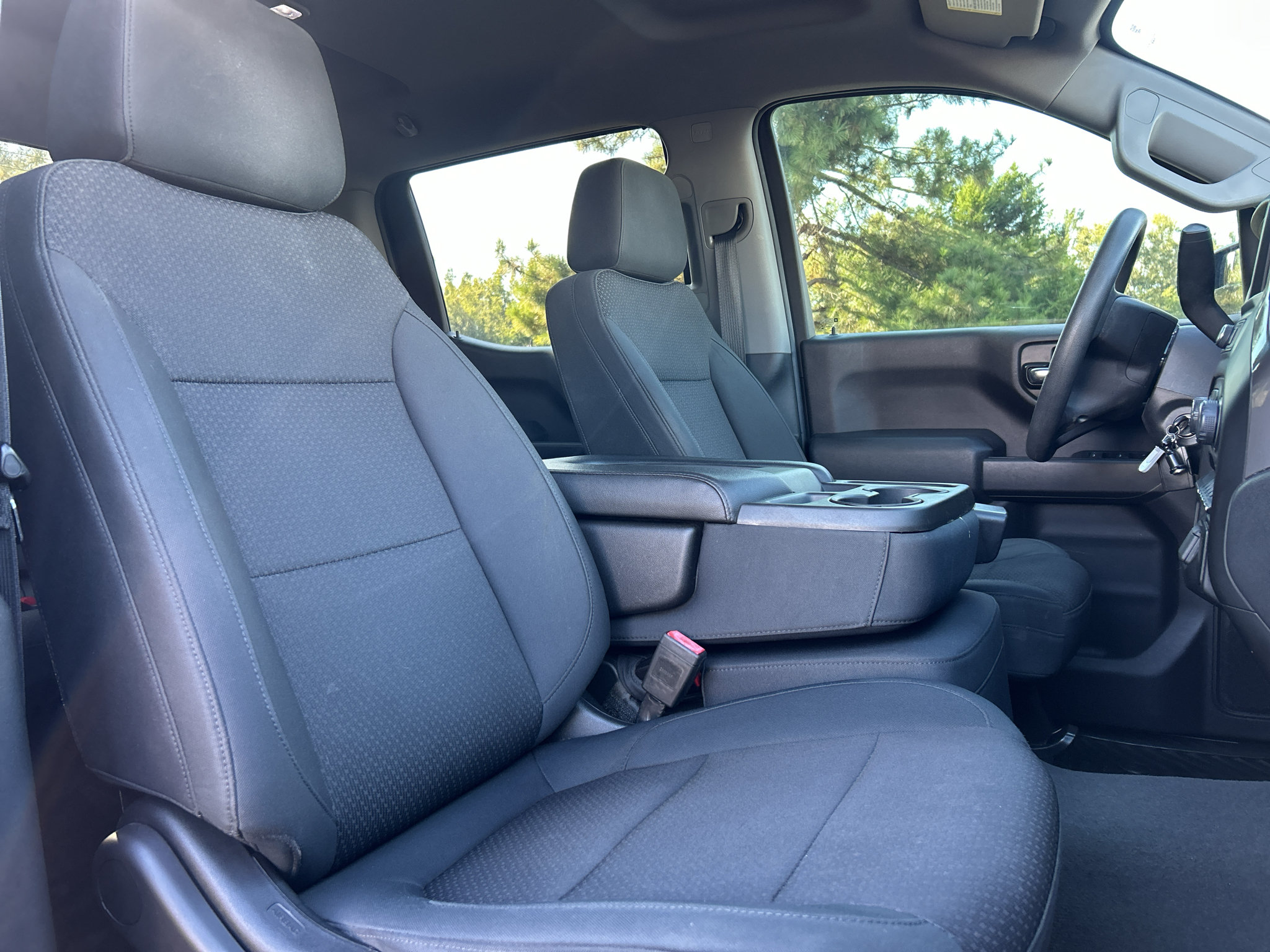 Used 2019 Chevrolet Silverado 1500 Custom w/ Custom Value Package RWD image 10