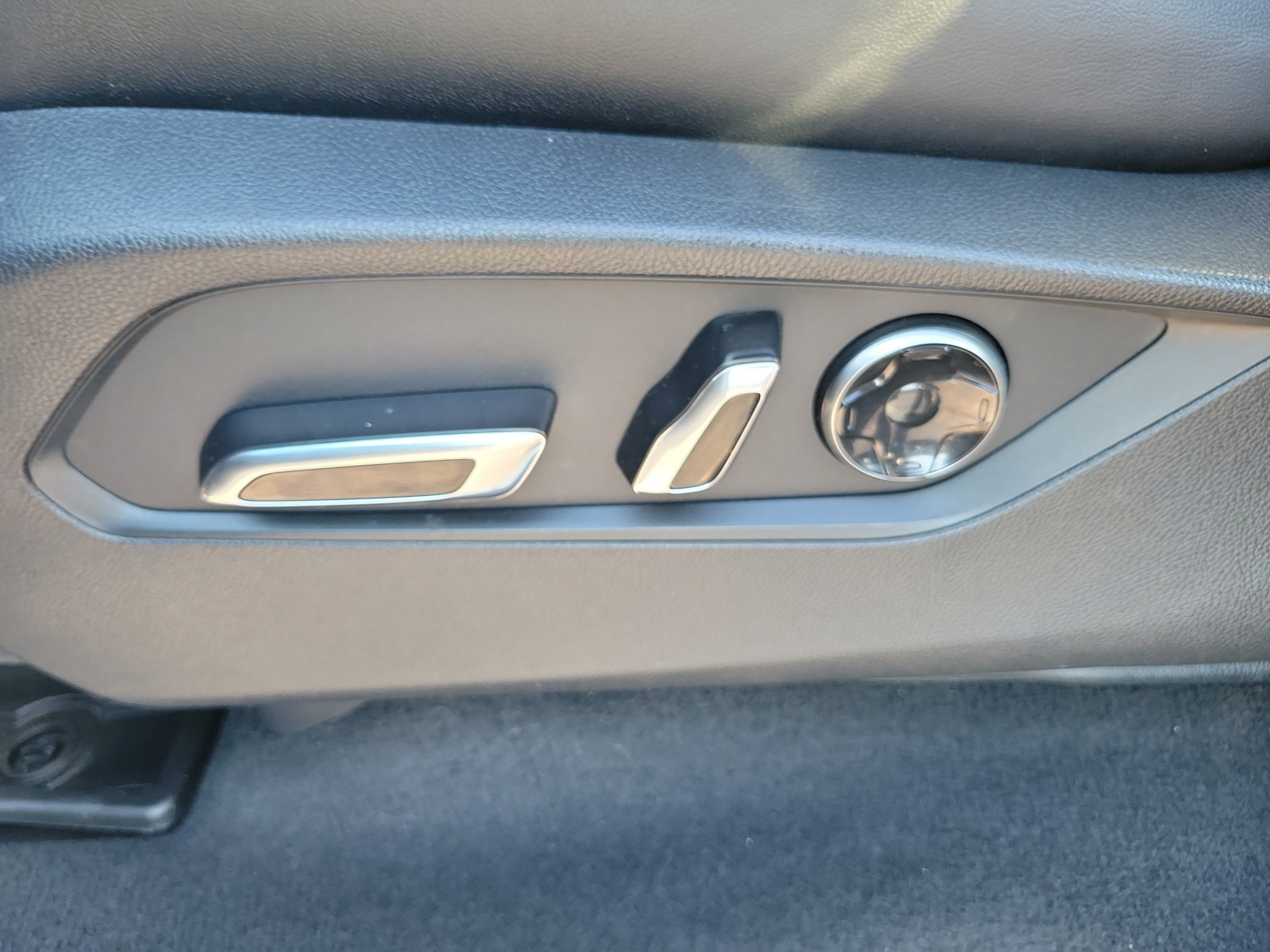 Used 2023 Acura MDX A-Spec AWD/4WD image 19