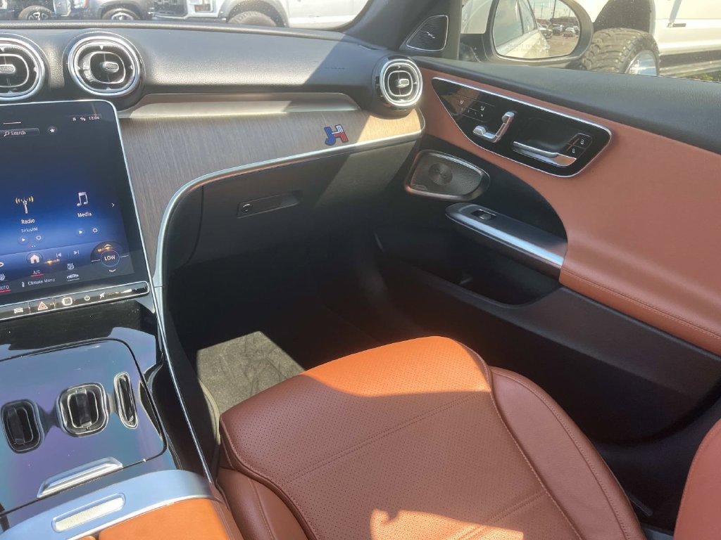 Used 2022 Mercedes-Benz C 300 Sedan image 17