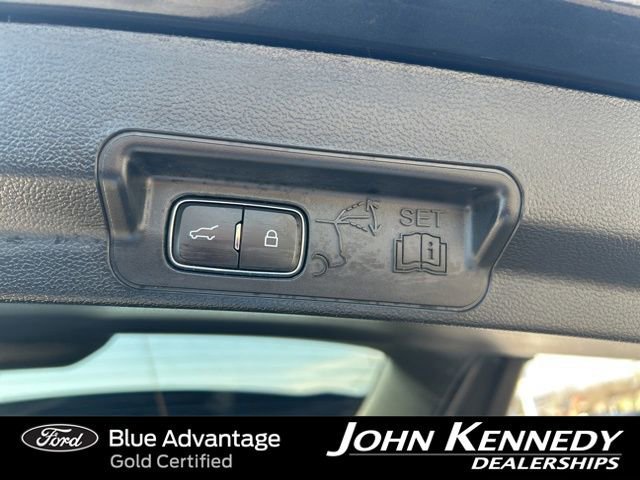 Certified 2022 Ford Explorer XLT w/ Class IV Trailer Tow Package image 15