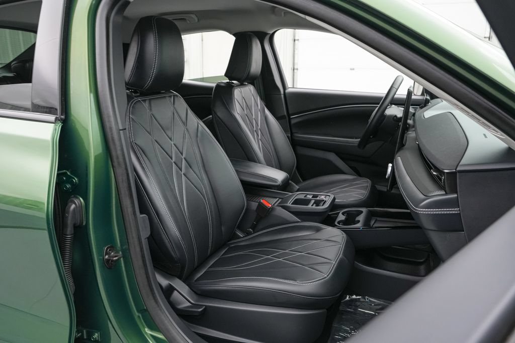 Certified 2025 Ford Mustang Mach-E Select RWD image 26