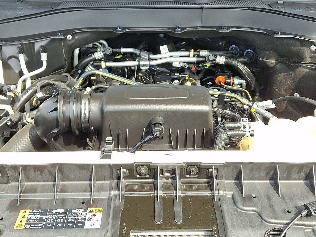 Certified 2023 Ford Explorer XLT w/ Equipment Group 202A image 29