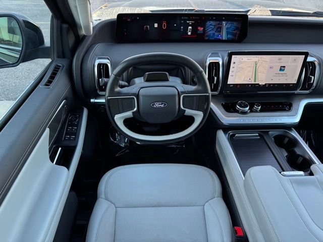 Certified 2025 Ford Expedition Max Platinum AWD/4WD image 12
