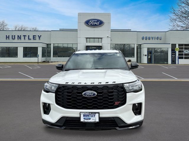 Certified 2025 Ford Explorer ST AWD/4WD image 2
