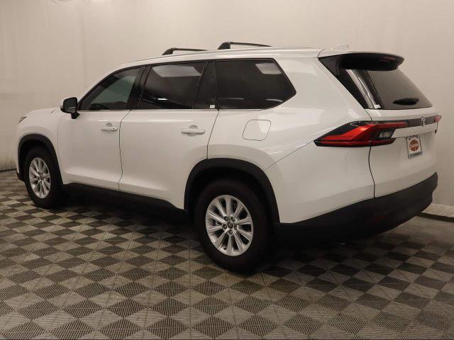 Used 2024 Toyota Grand Highlander XLE image 12