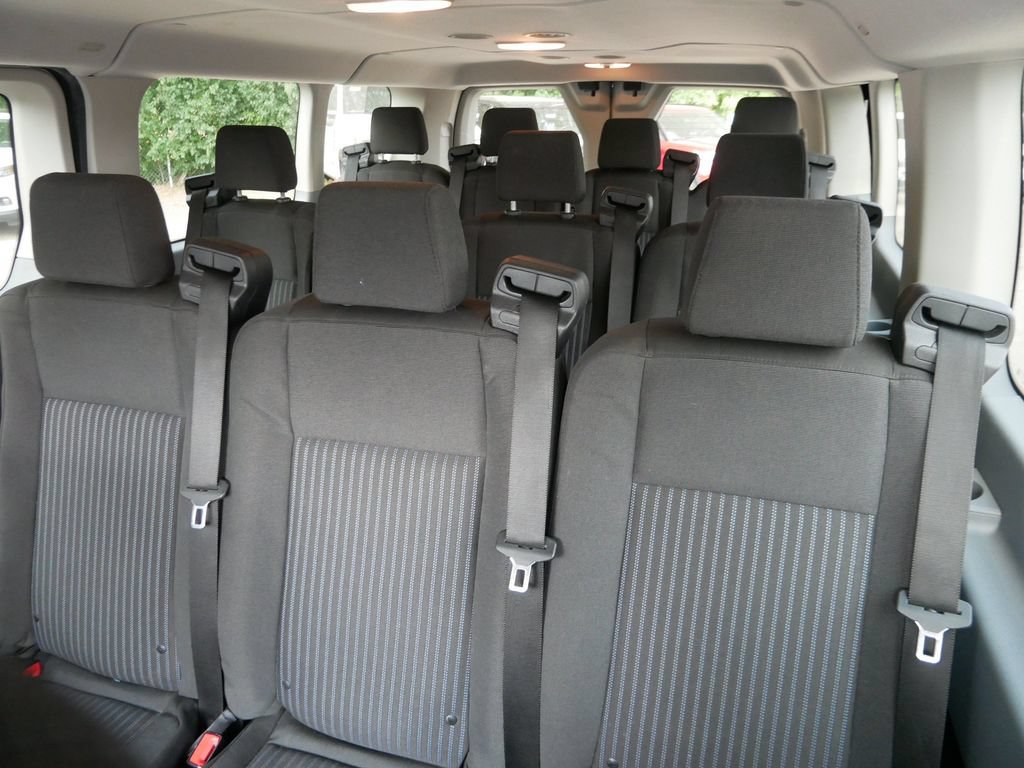 Certified 2018 Ford Transit 350 XLT RWD image 11