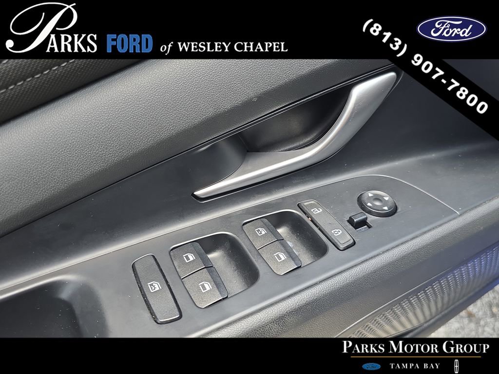 Used 2021 Hyundai Elantra SEL w/ Convenience Package FWD image 16