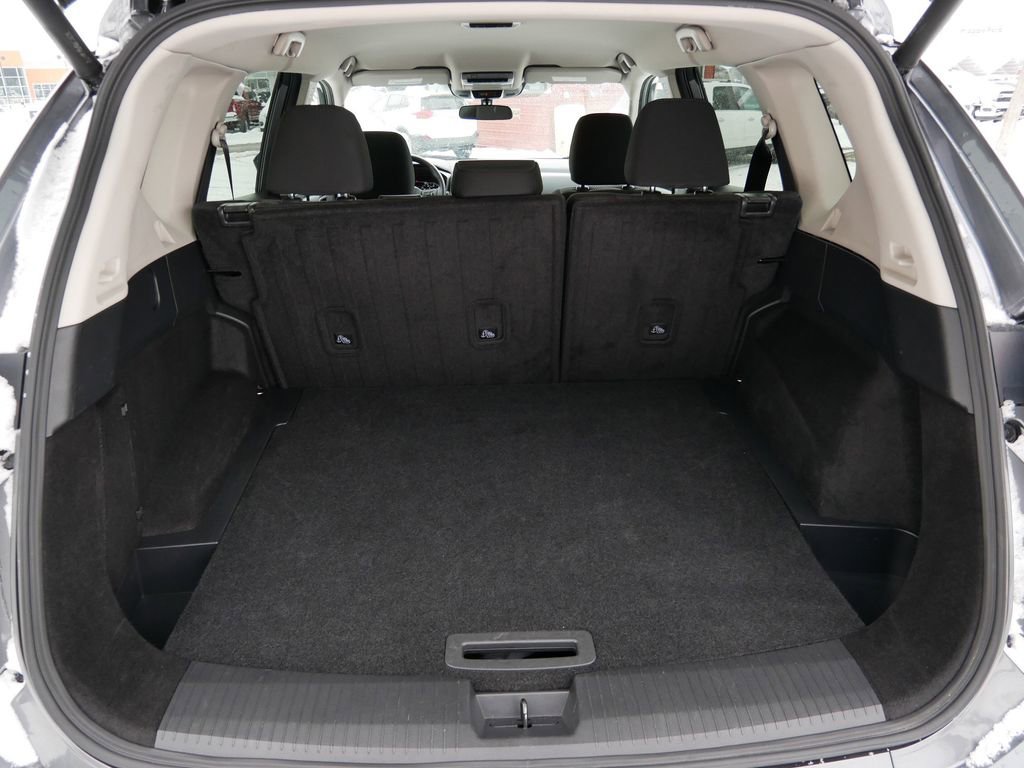Used 2025 Nissan Rogue SV AWD/4WD image 10
