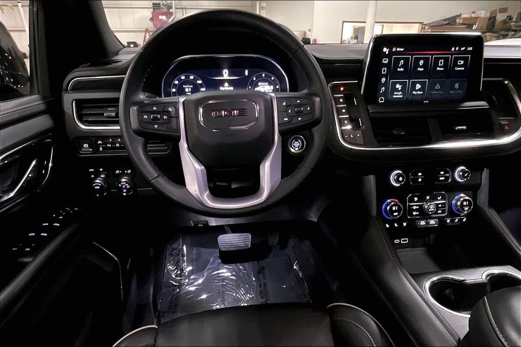 Used 2023 GMC Yukon SLT AWD/4WD image 5