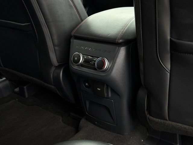 Certified 2025 Ford Explorer ST-Line AWD/4WD image 23