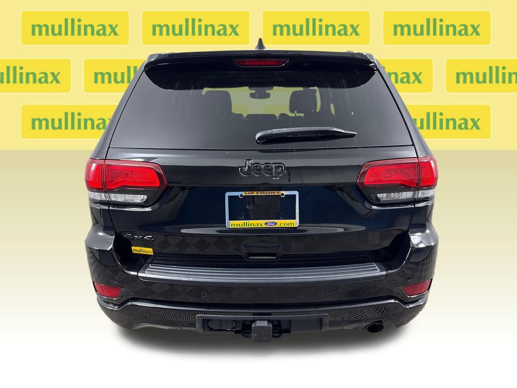Used 2020 Jeep Grand Cherokee Altitude AWD/4WD image 8