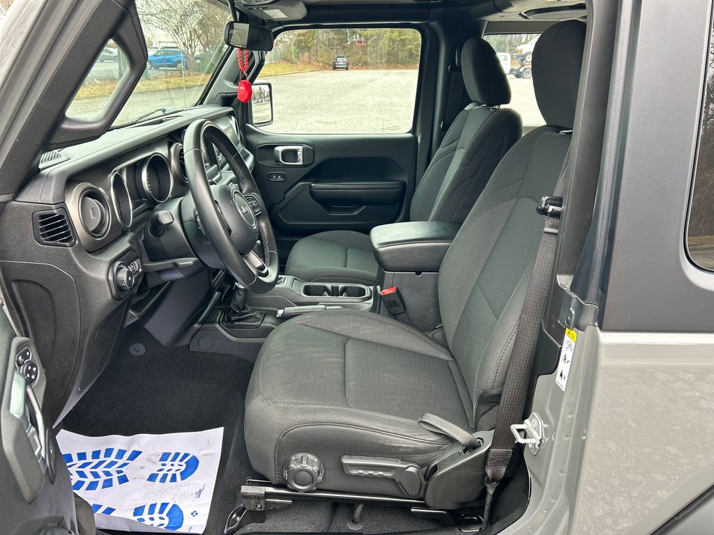 Used 2020 Jeep Wrangler Sport image 11