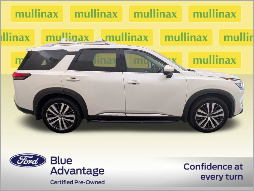 Used 2022 Nissan Pathfinder Platinum w/ Cargo Package image 6