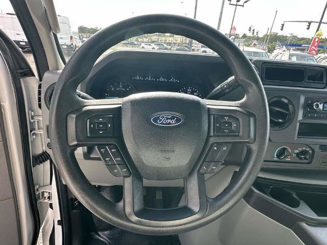 Certified 2023 Ford E-450 and Econoline 450 Super Duty w/ Power Windows & Locks Group RWD image 17