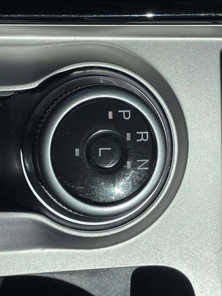 Certified 2022 Ford Explorer ST-Line RWD image 17