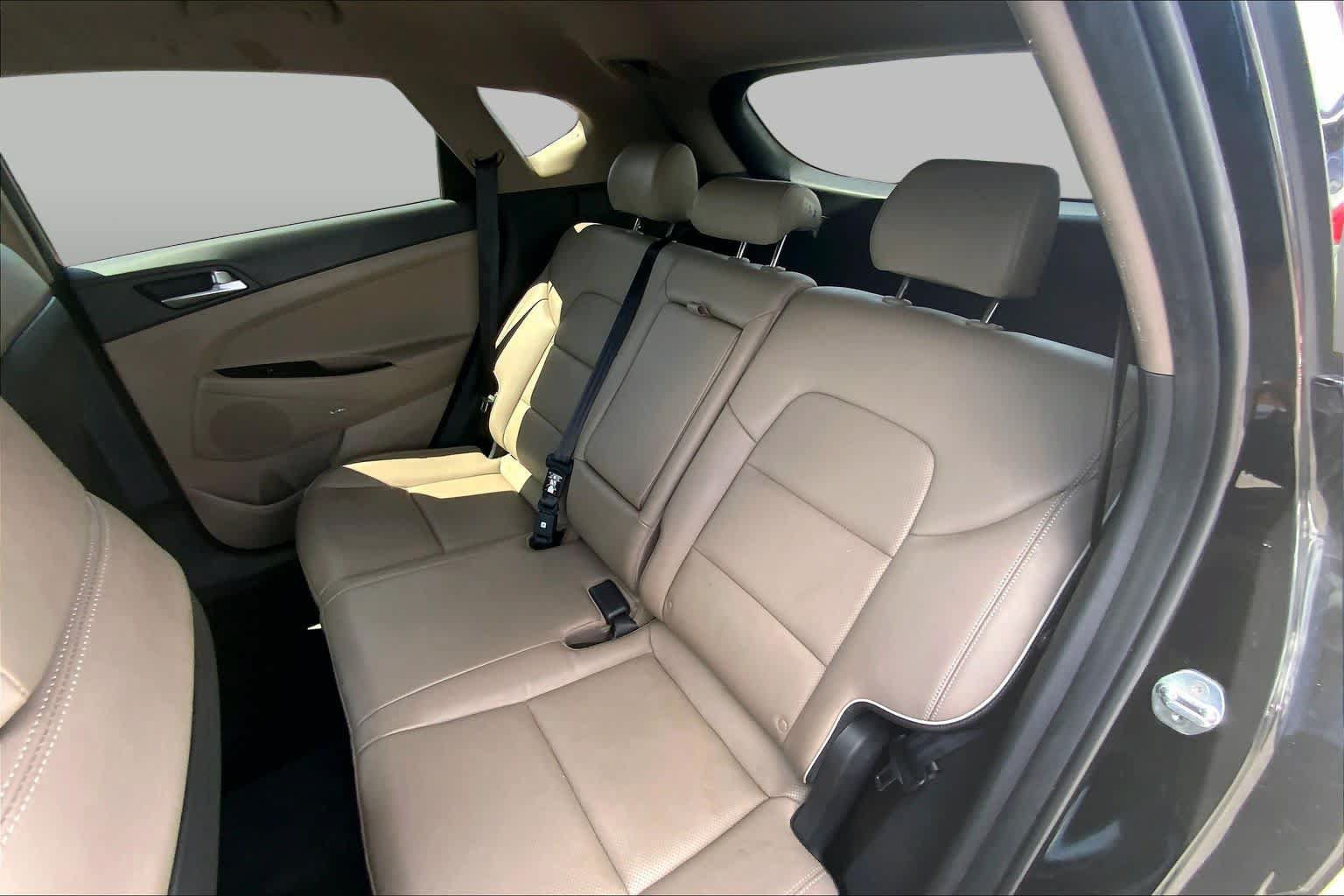 Used 2021 Hyundai Tucson Limited FWD image 20