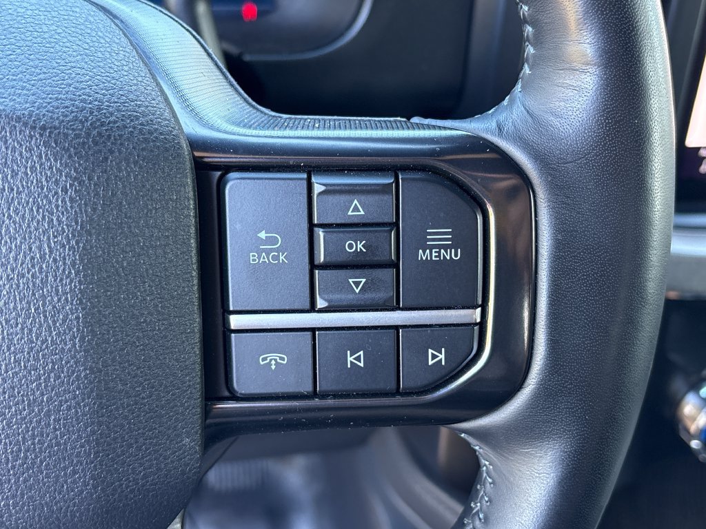 Certified 2025 Ford F350 Platinum w/ Tremor Off-Road Package AWD/4WD image 19