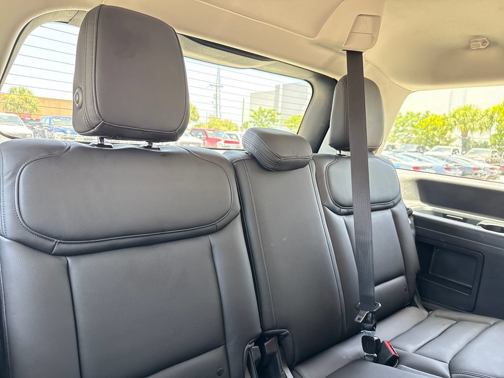 Certified 2025 Ford Expedition Active RWD image 30