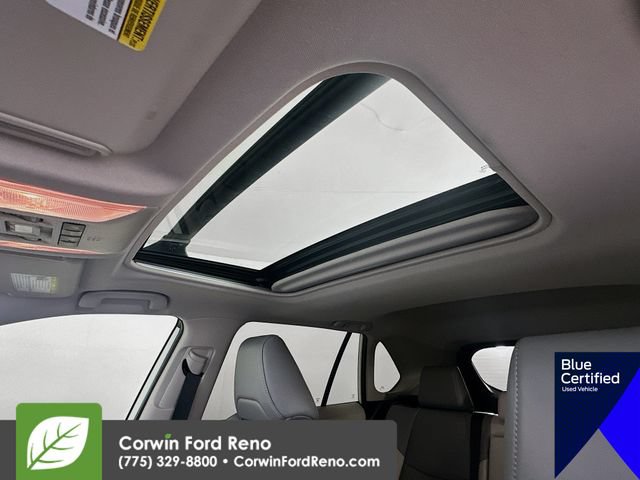 Used 2021 Toyota RAV4 XLE Premium AWD/4WD image 26