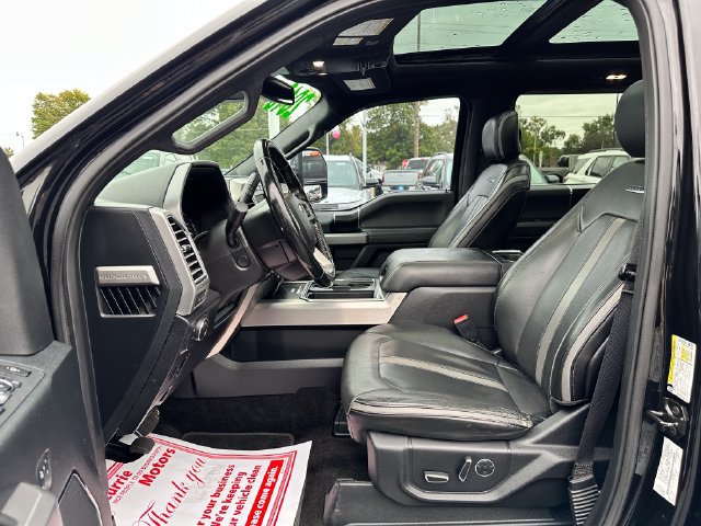 Certified 2018 Ford F450 Platinum w/ Platinum Ultimate Package AWD/4WD image 11