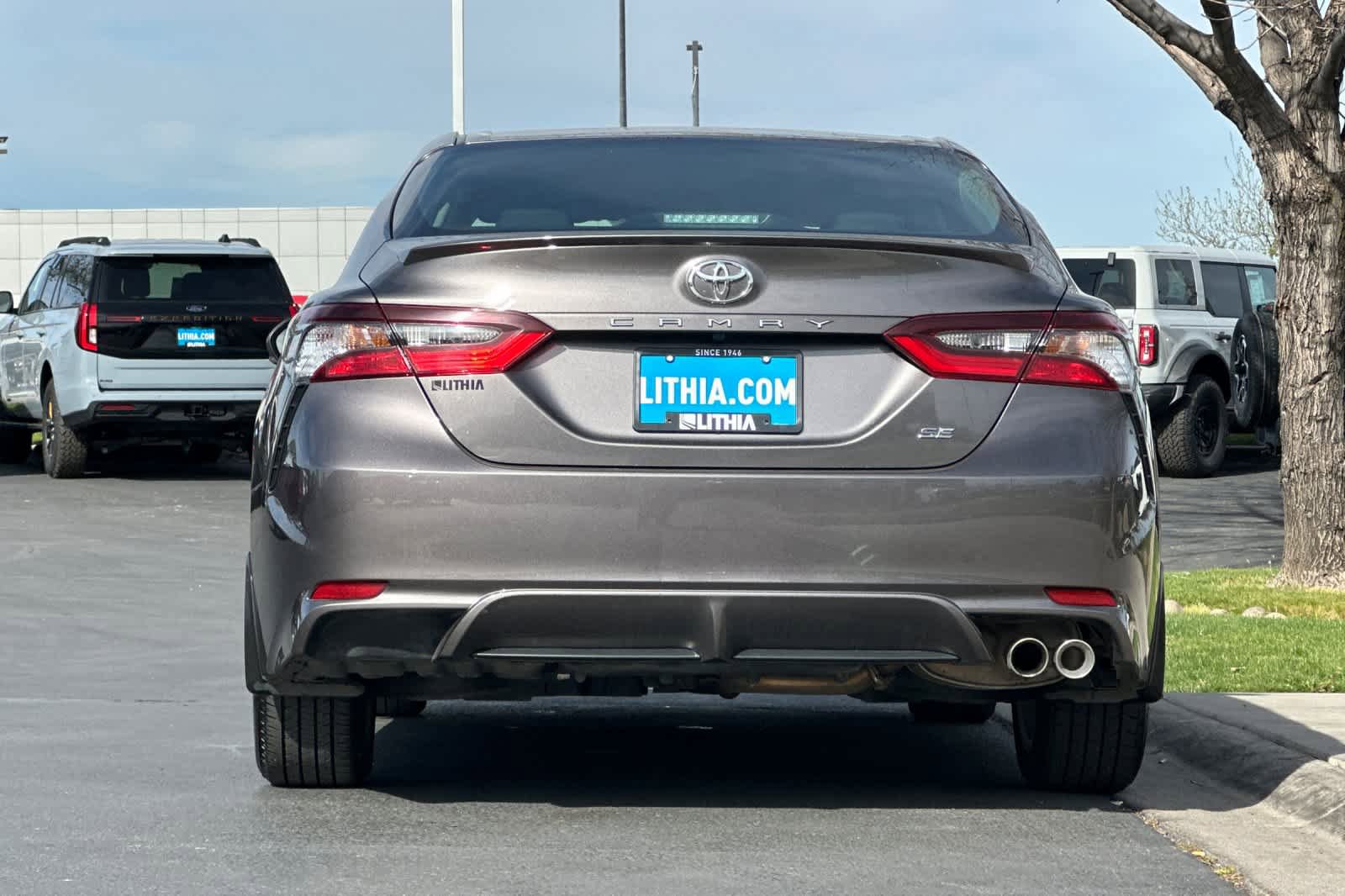 Used 2024 Toyota Camry SE FWD image 7