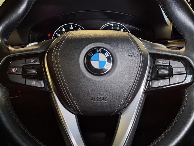Used 2019 BMW 530e RWD image 11