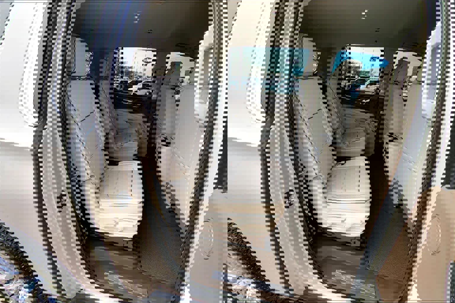 Used 2022 GMC Yukon XL Denali image 19