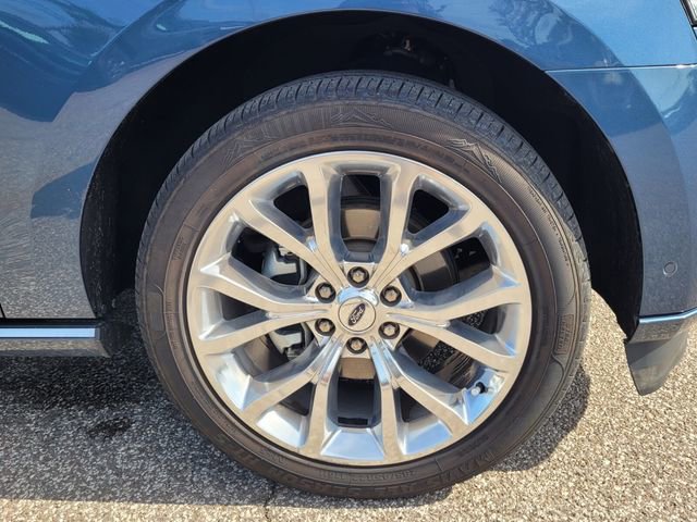 Certified 2018 Ford Expedition Platinum image 11