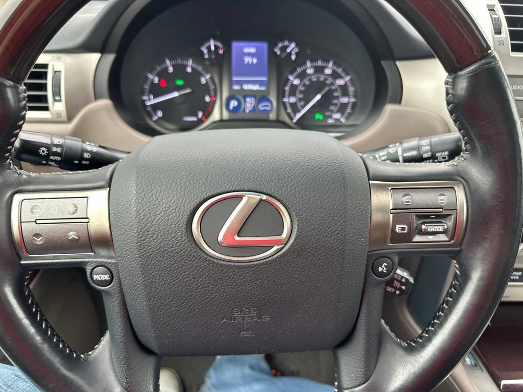 Used 2019 Lexus GX 460 Premium AWD/4WD image 39