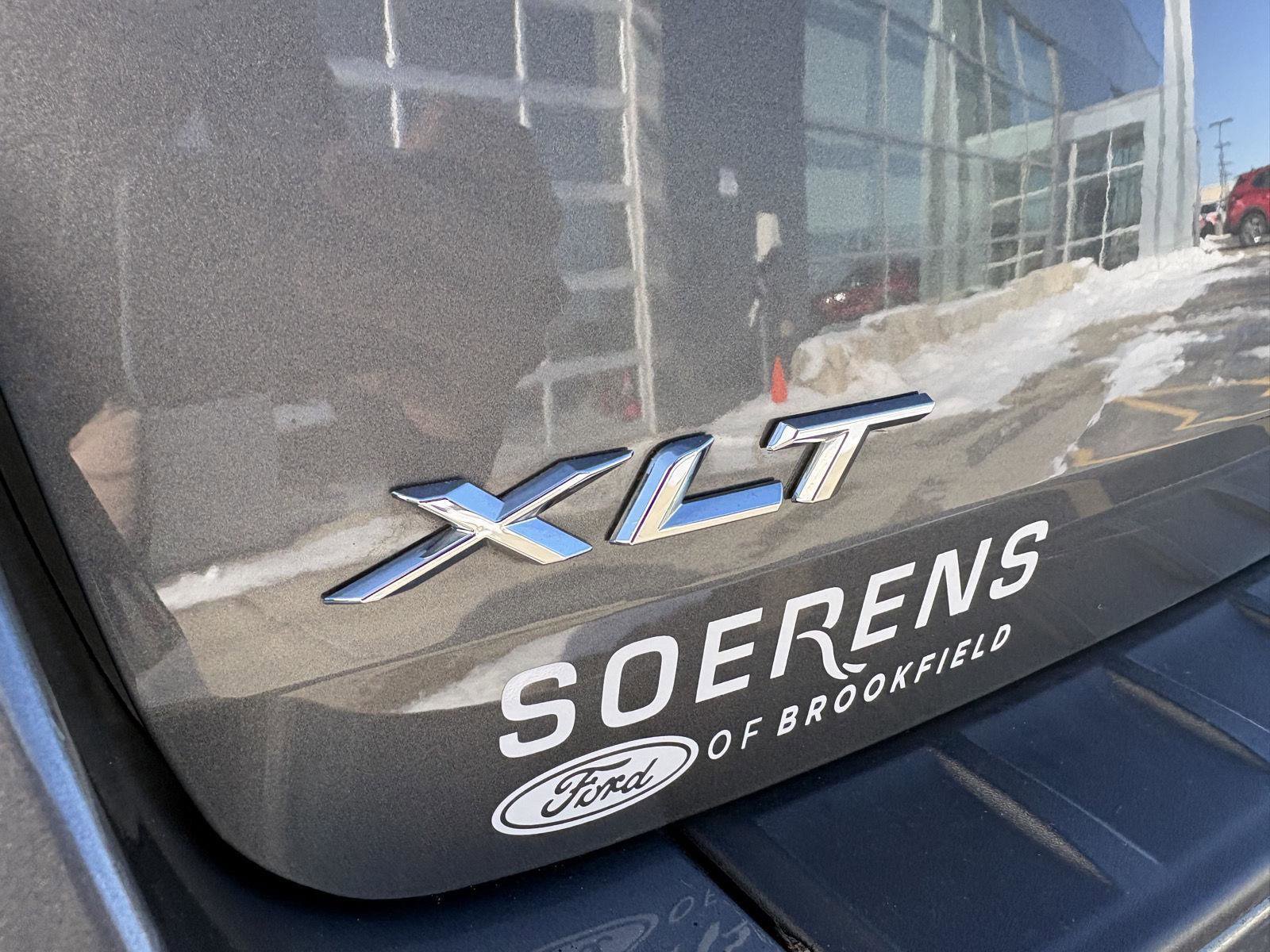 Certified 2023 Ford Explorer XLT w/ Class IV Trailer Tow Package image 7