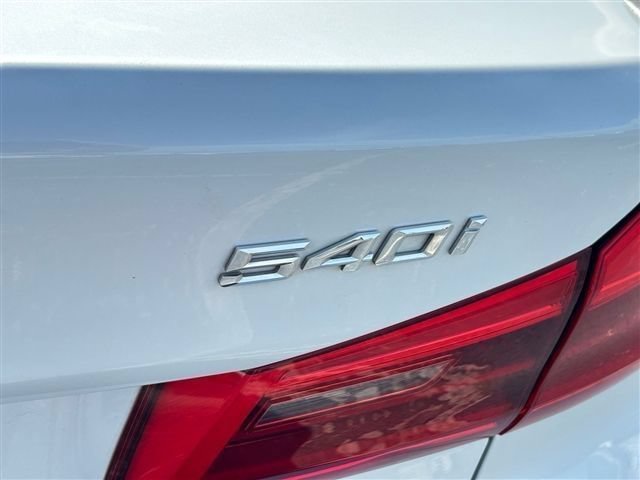 Used 2017 BMW 540i RWD image 30
