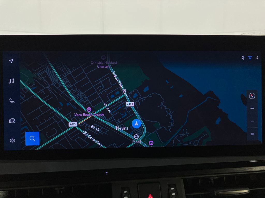 Used 2024 Lexus ES 350 w/ Premium Package image 24